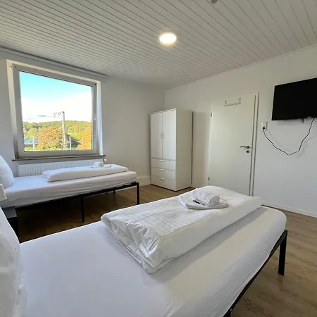 Aparties Homes - 24h Check In - 3 Schlafzimmer - Bahnhofnah - Voll Ausgestattete Kueche Daire *
