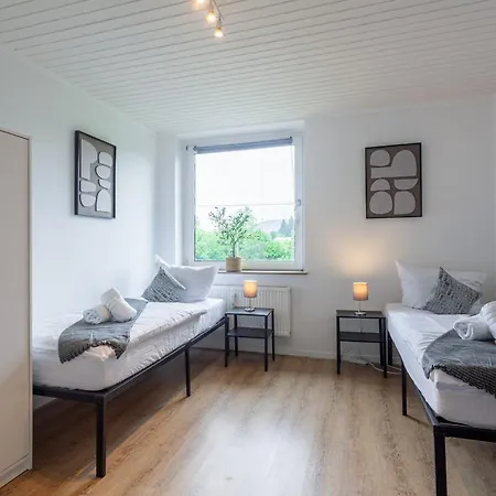 Daire Aparties Homes - 24h Check In - 3 Schlafzimmer - Bahnhofnah - Voll Ausgestattete Kueche *