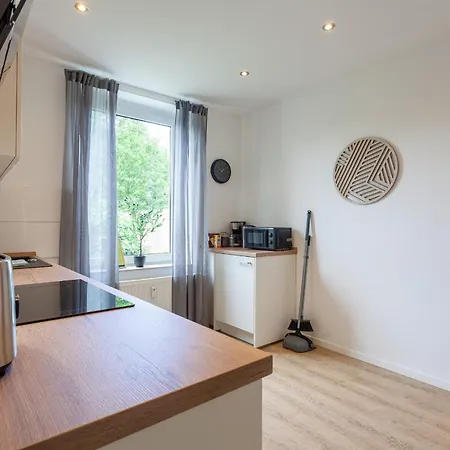 Aparties Homes - 24h Check In - 3 Schlafzimmer - Bahnhofnah - Voll Ausgestattete Kueche Daire *