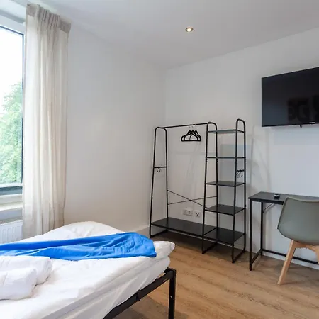 Aparties Homes - 24h Check In - 3 Schlafzimmer - Bahnhofnah - Voll Ausgestattete Kueche Daire *