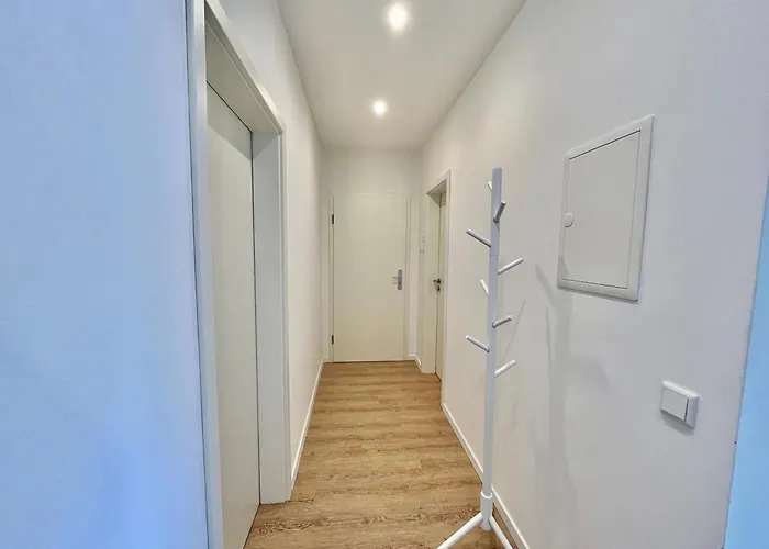 - Brackwede Lägenhet *